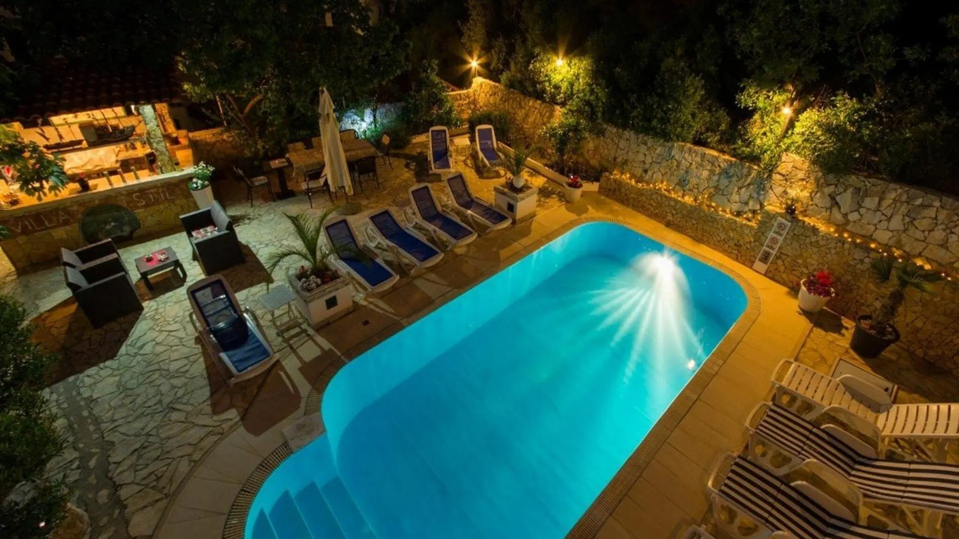 Villa Stil - Studio Apartment With Balcony And Sea View 103 Trogir