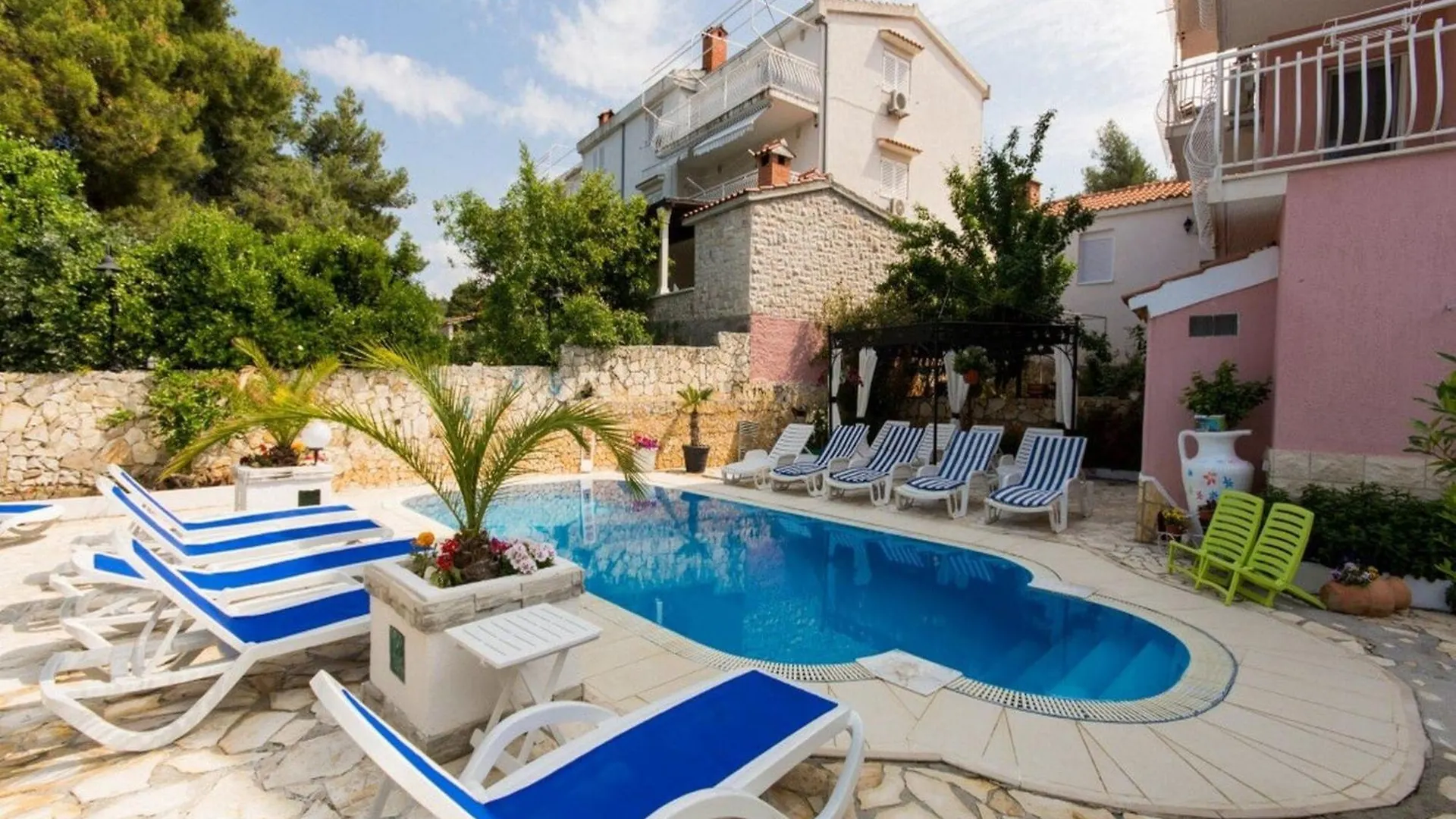 Villa Stil - Studio Apartment With Balcony And Sea View 103 Trogir 0*,  Croatia